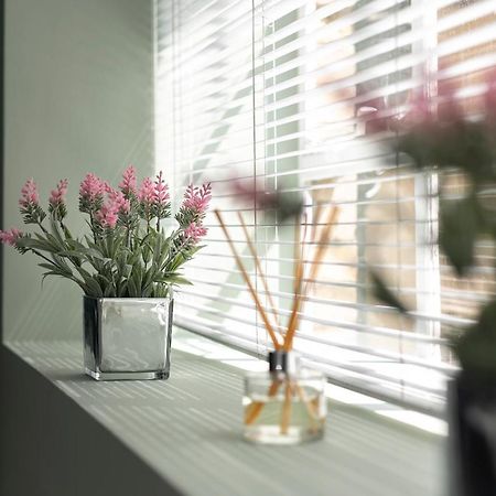 Lovely Brighton Apartments Moments Away From Royal Pavilion Buitenkant foto