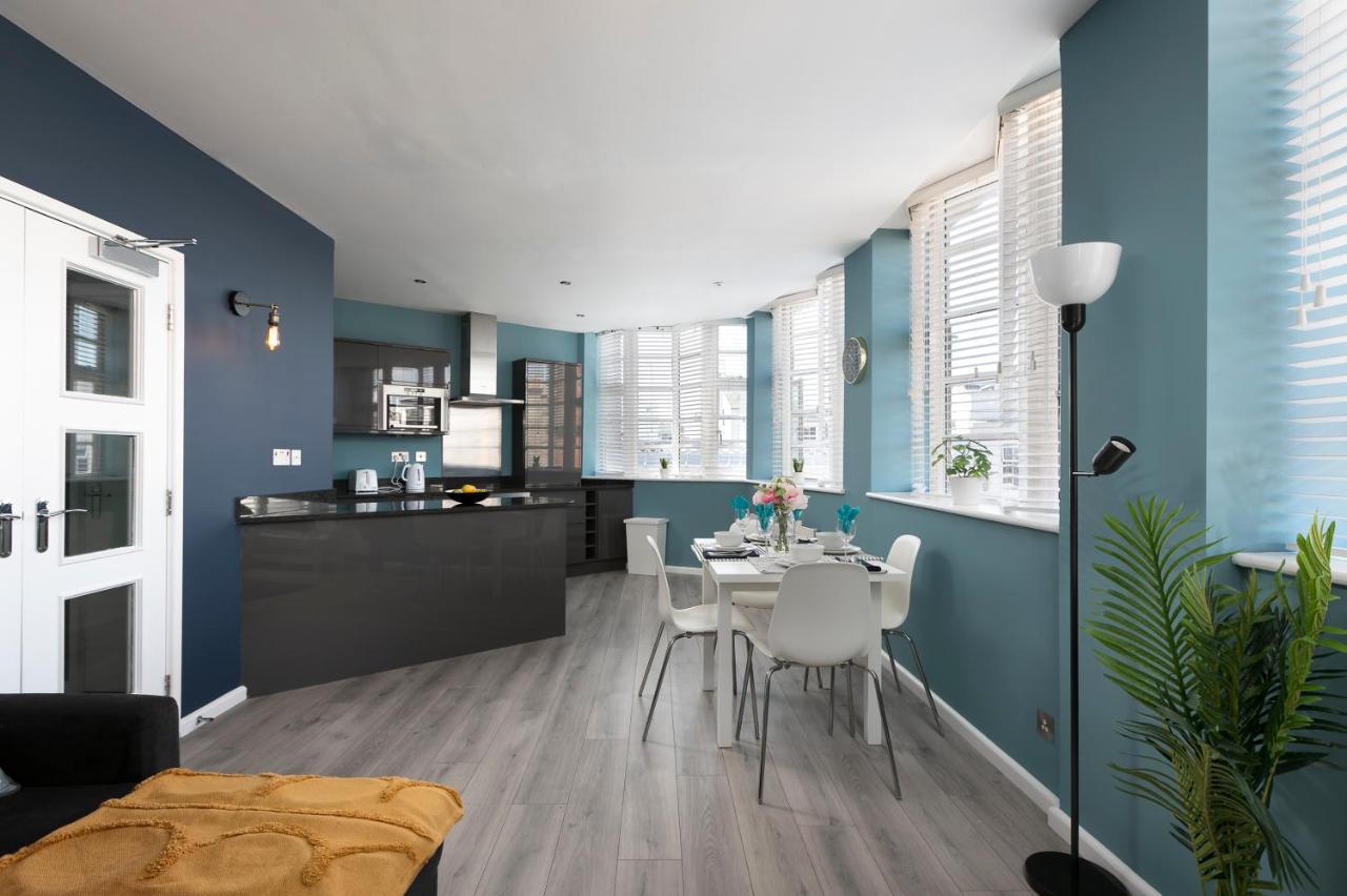Lovely Brighton Apartments Moments Away From Royal Pavilion Buitenkant foto