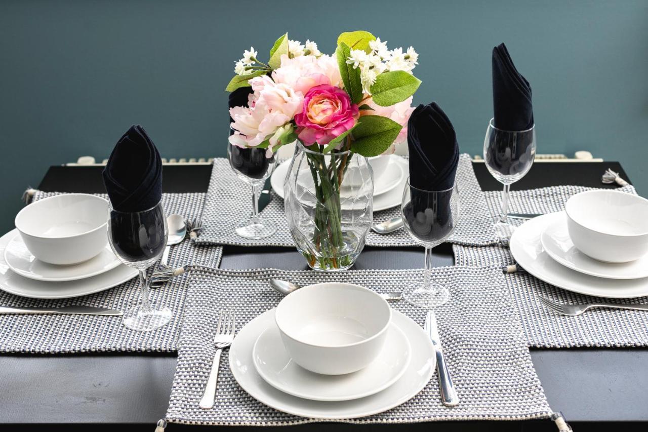 Lovely Brighton Apartments Moments Away From Royal Pavilion Buitenkant foto